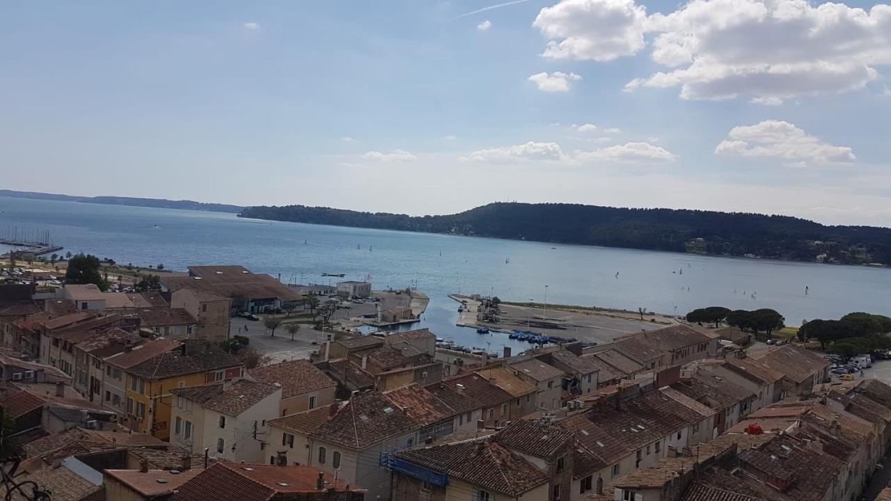Au Pied Du Baou Daire Saint-Chamas Dış mekan fotoğraf