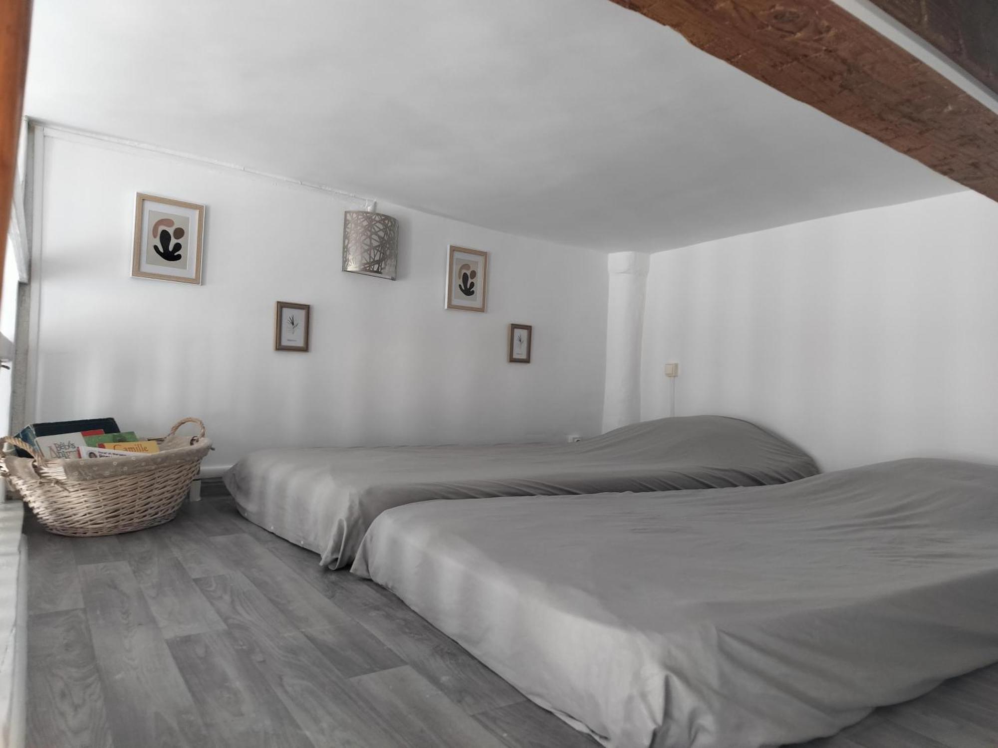 Au Pied Du Baou Daire Saint-Chamas Dış mekan fotoğraf